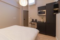 Double room without window thumbnail 3